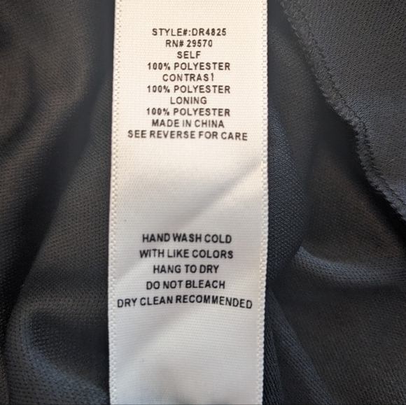 EVERLY CLAUDIA SEQUINED DRESS SIZE (M) - Picture 10 of 10